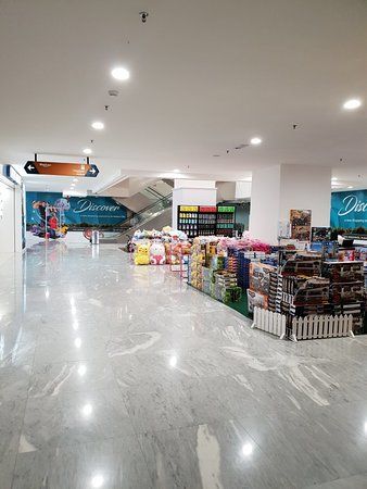 The Elements Mall View